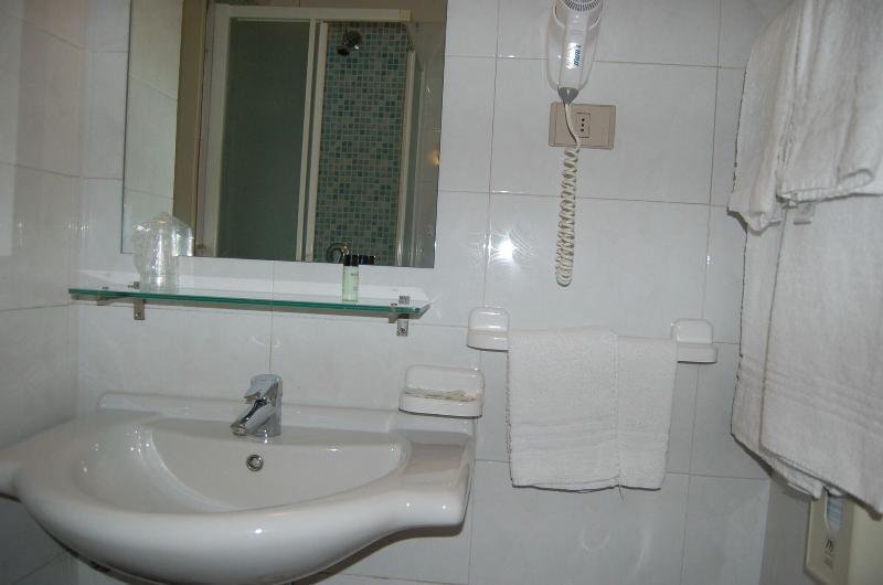 Hotel Nuova Γκροσέτο Εξωτερικό φωτογραφία