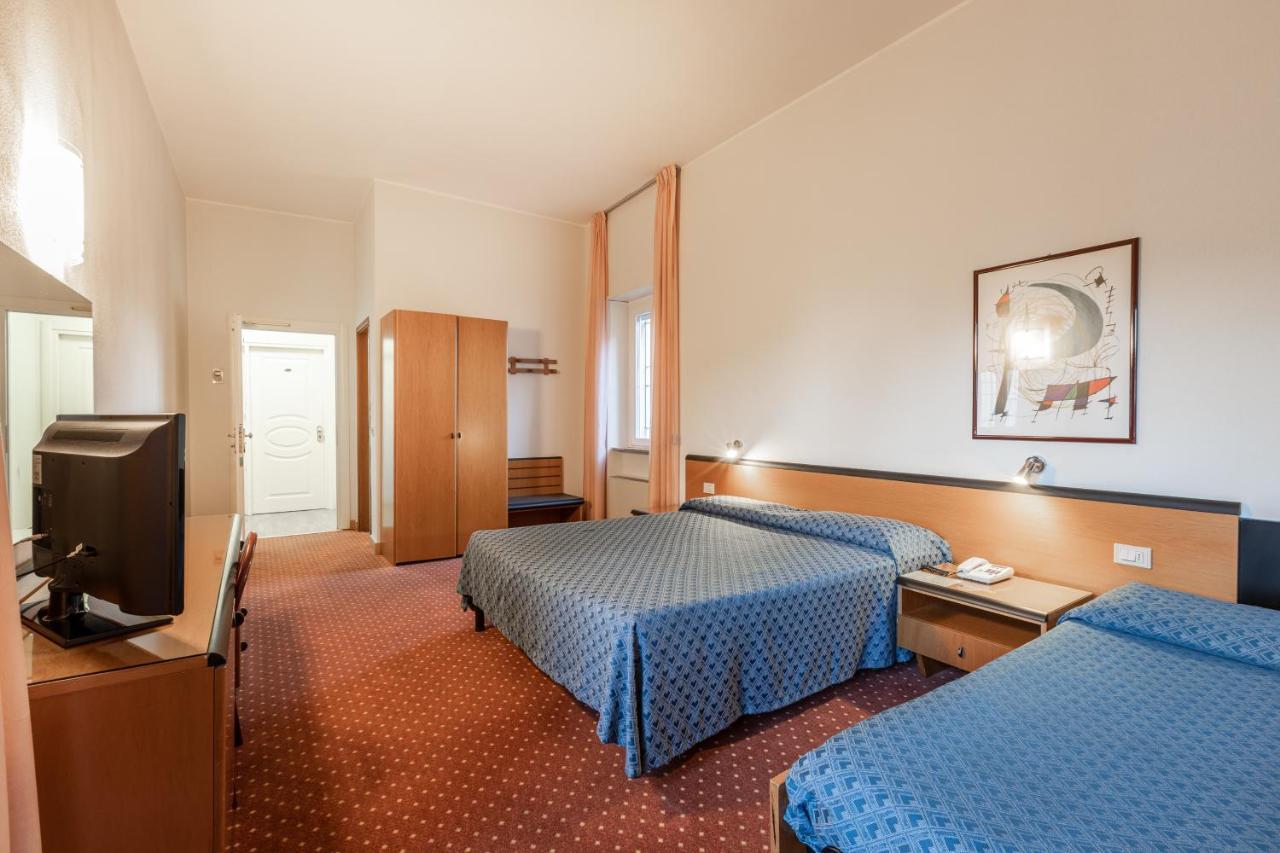 Hotel Nuova Γκροσέτο Εξωτερικό φωτογραφία