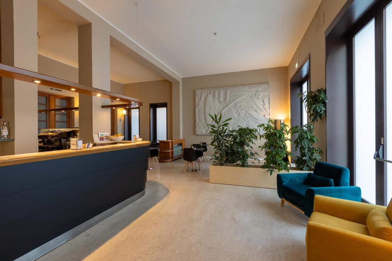 Hotel Nuova Γκροσέτο Εξωτερικό φωτογραφία