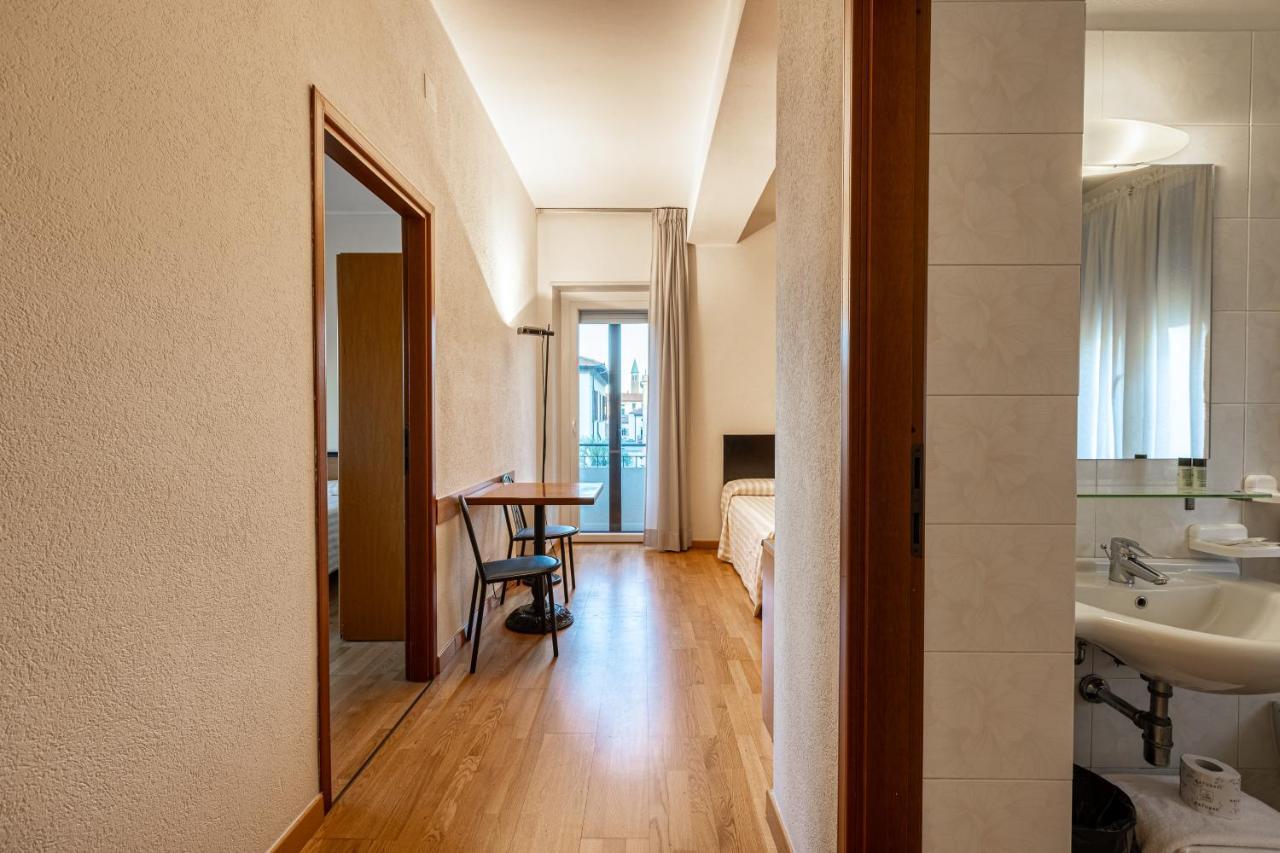 Hotel Nuova Γκροσέτο Εξωτερικό φωτογραφία