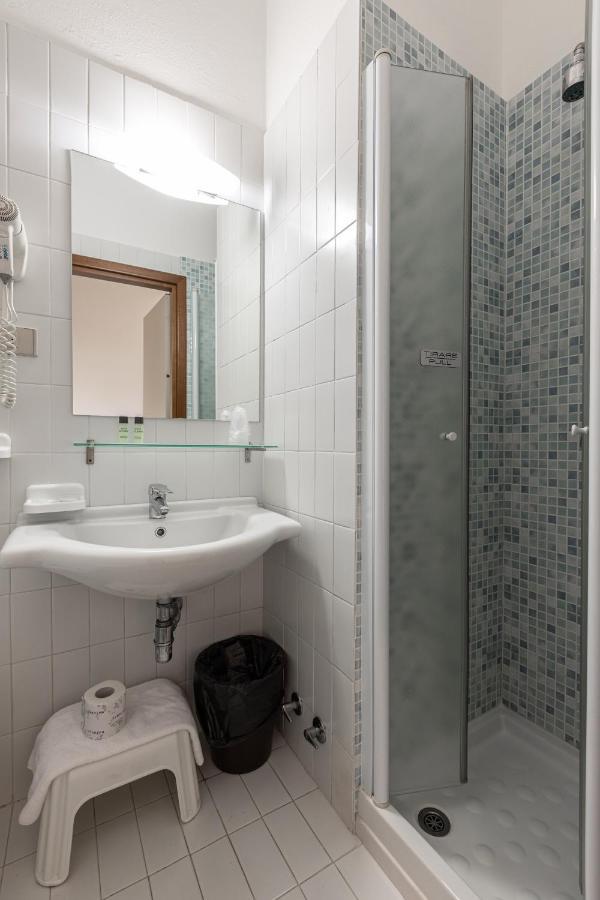 Hotel Nuova Γκροσέτο Εξωτερικό φωτογραφία